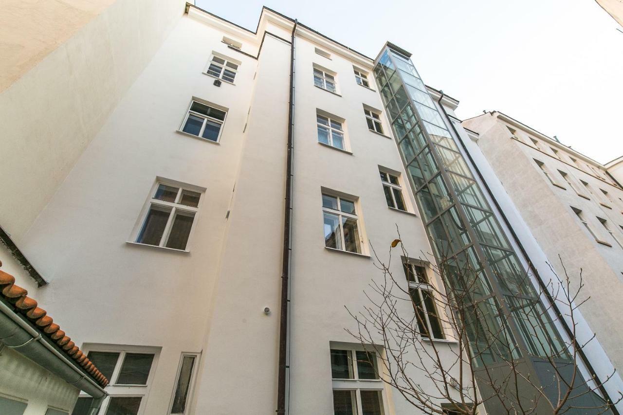 Attic Apartment By Wenceslas Square Praga Exterior foto